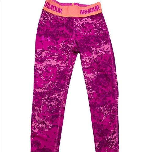 Under Armour pink camo running leggings - Size M/L - Picture 1 of 4